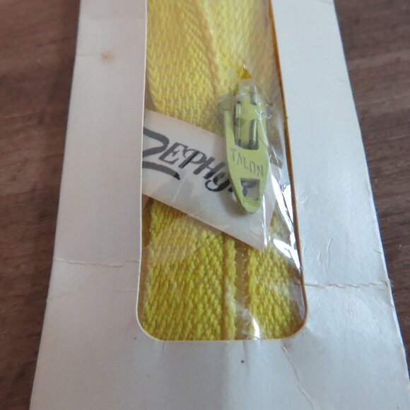 VINTAGE TALON 1960s Zephyr Metal Zipper in Lemon Yellow Retro Hippie NWT - Picture 4 of 7
